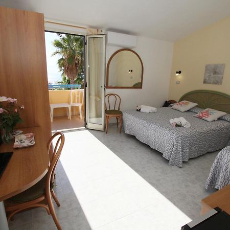 קאפו ואטיצ'אנו Hotel Grotticelle מראה חיצוני תמונה