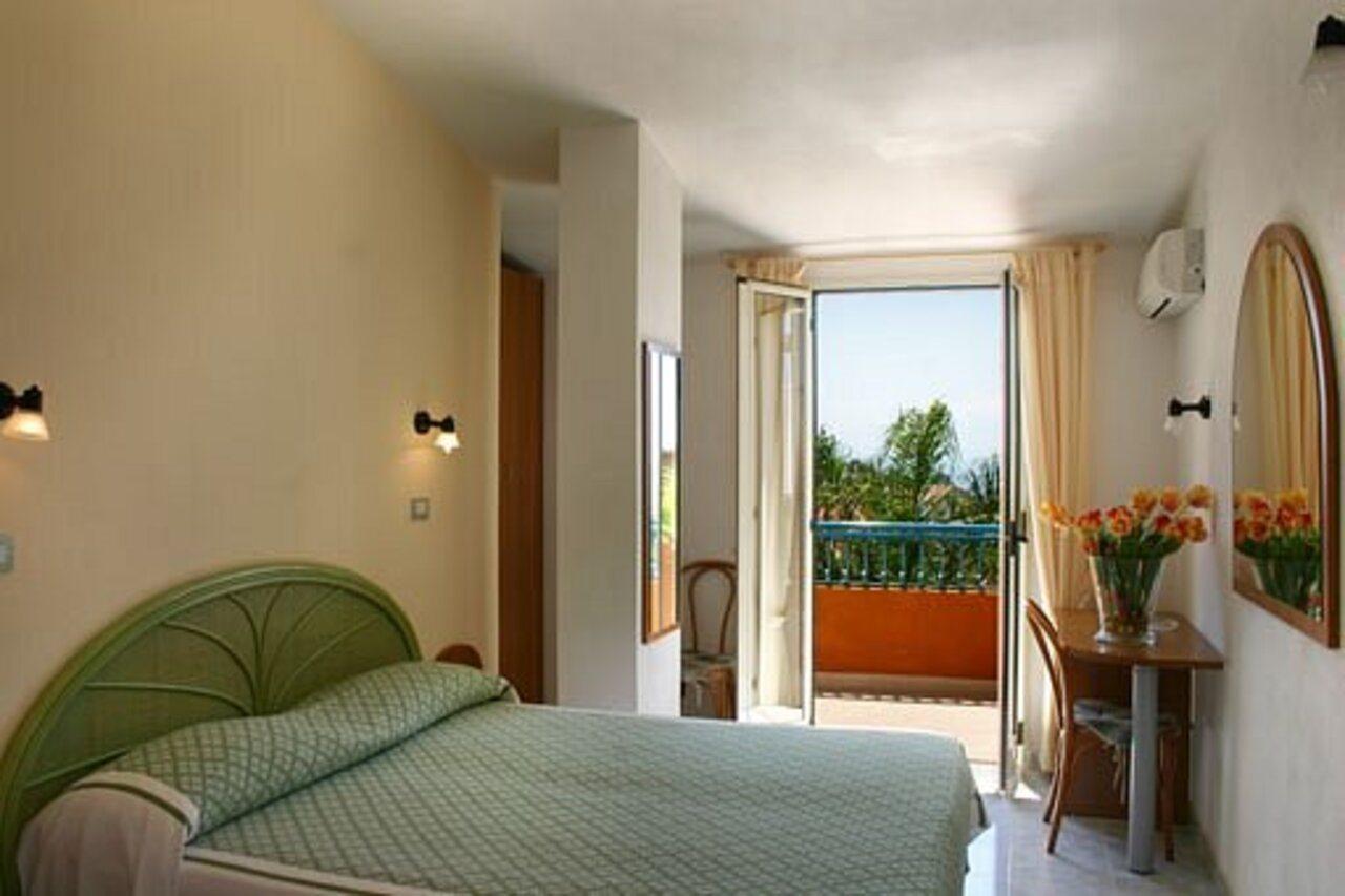 קאפו ואטיצ'אנו Hotel Grotticelle מראה חיצוני תמונה