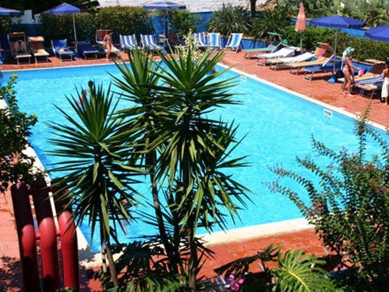 קאפו ואטיצ'אנו Hotel Grotticelle מראה חיצוני תמונה