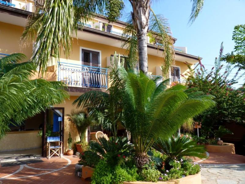 קאפו ואטיצ'אנו Hotel Grotticelle מראה חיצוני תמונה