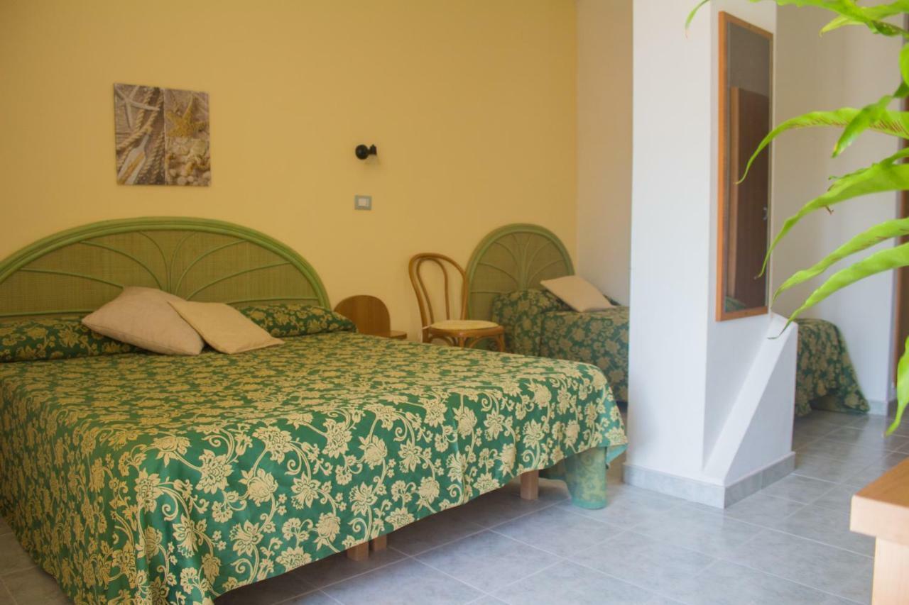 קאפו ואטיצ'אנו Hotel Grotticelle מראה חיצוני תמונה