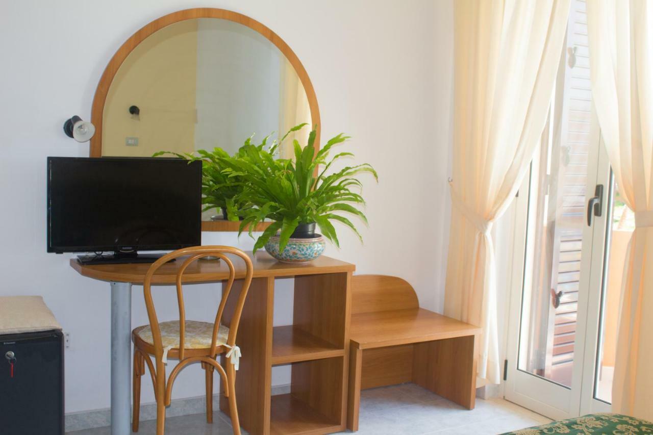 קאפו ואטיצ'אנו Hotel Grotticelle מראה חיצוני תמונה