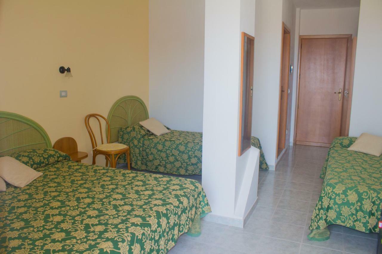 קאפו ואטיצ'אנו Hotel Grotticelle מראה חיצוני תמונה